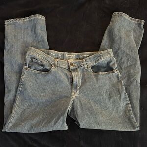 SONOMA WOMANS JEANS